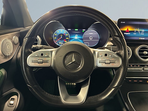 Mercedes-Benz C300 9 of 23