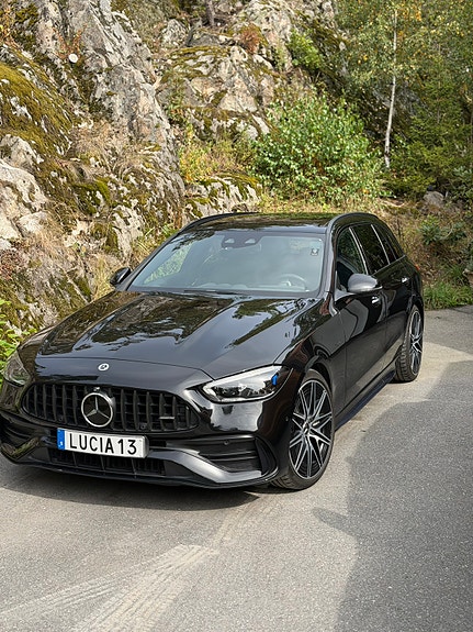 Mercedes-Benz C43 3 of 10