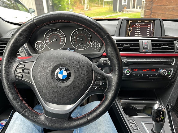 BMW 318d 7 of 11