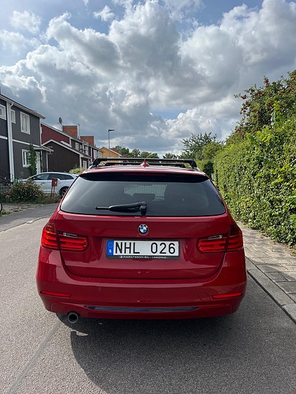 BMW 318d 5 of 11