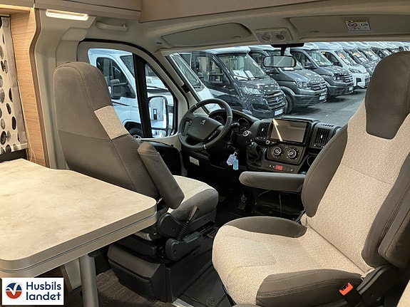 Knaus VAN TI 650 MEG VANSATION 4 of 15