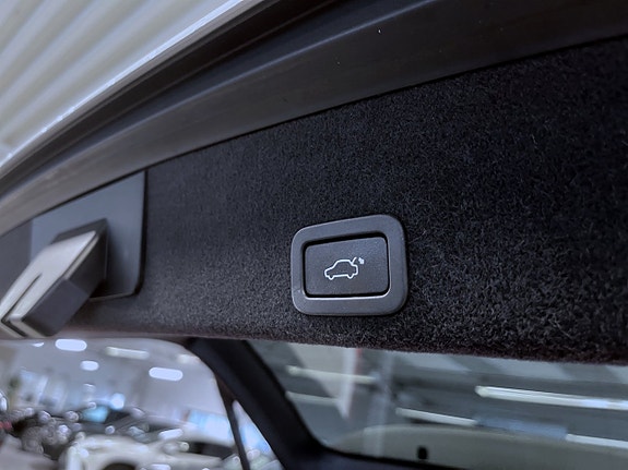 Volvo XC60 17 of 17