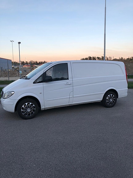 Mercedes-Benz Vito 111 4 of 5