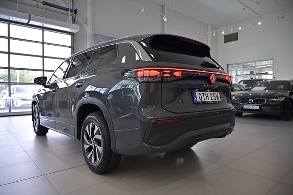 Volkswagen Tayron 8 of 27
