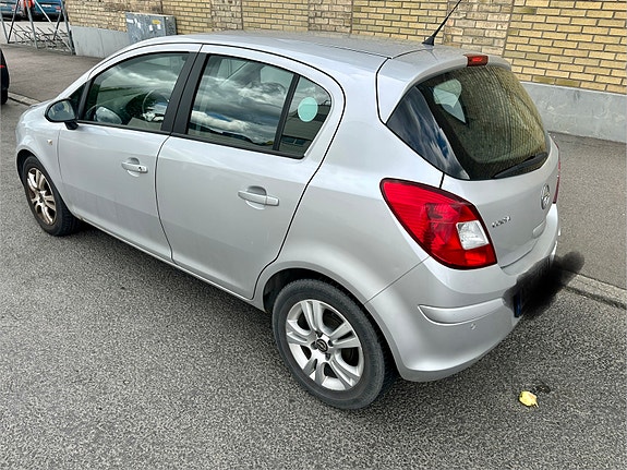 Opel Corsa 4 of 6