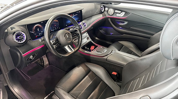 Mercedes-Benz E220 8 of 9