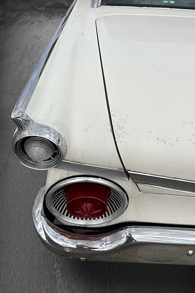 Ford Galaxie 16 of 21