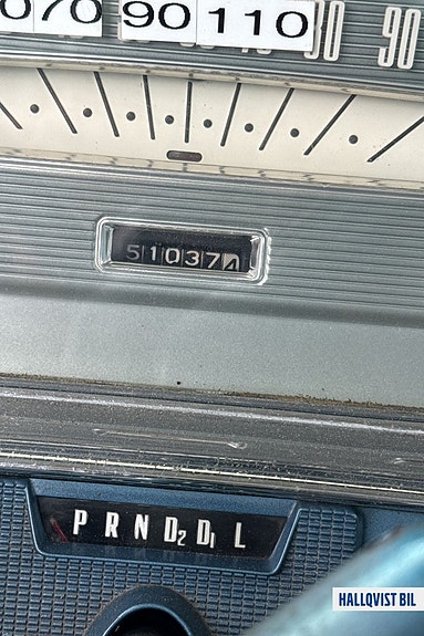 Ford Galaxie 19 of 21