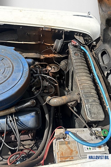 Ford Galaxie 14 of 21