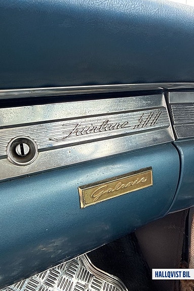 Ford Galaxie 20 of 21