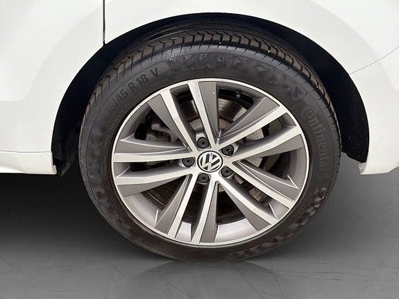 Volkswagen Sharan 30 of 30