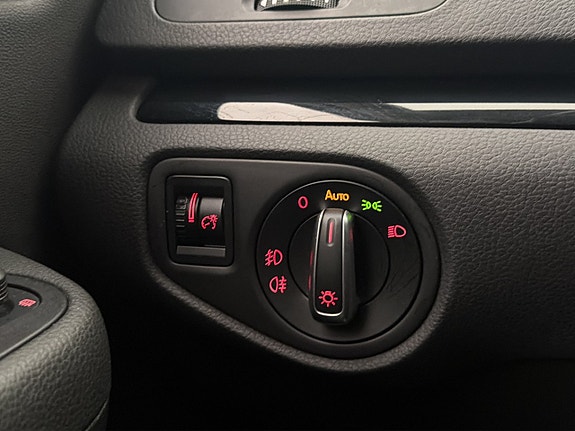 Volkswagen Sharan 25 of 30