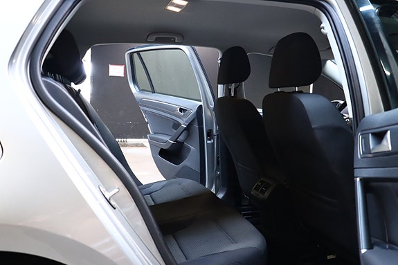 Volkswagen Golf I 11 of 26