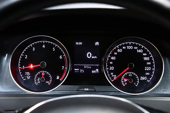 Volkswagen Golf I 19 of 26