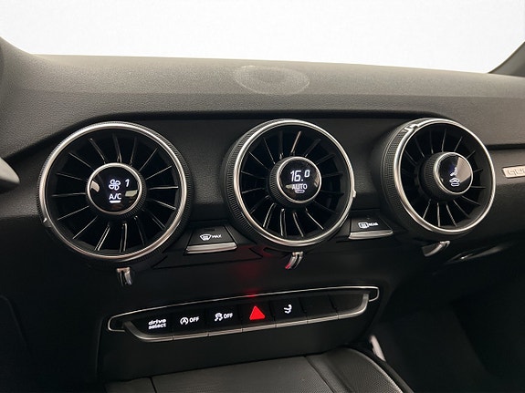 Audi TT 15 of 27