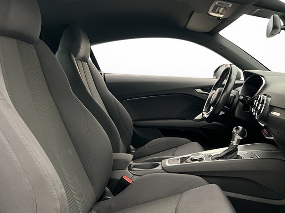 Audi TT 9 of 27