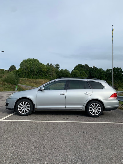 Volkswagen Golf V 3 of 11