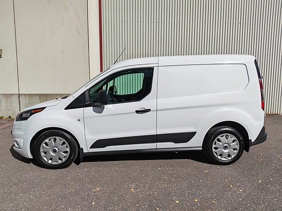 Ford Transit Connect 3 of 8