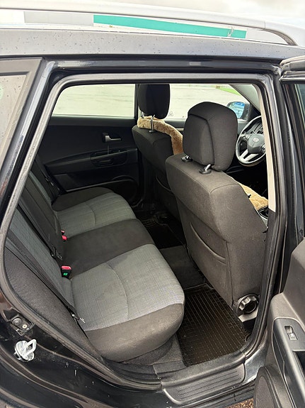 Kia Ceed 7 of 8