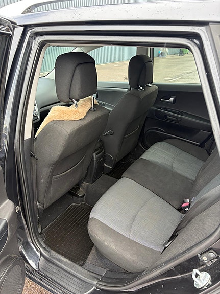 Kia Ceed 8 of 8
