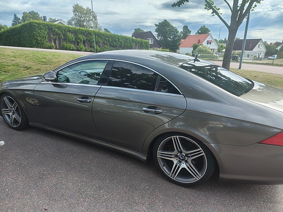 Mercedes-Benz CLS350 8 of 10