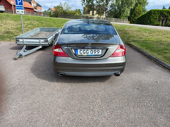 Mercedes-Benz CLS350 5 of 10