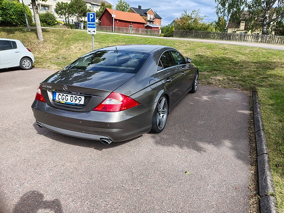 Mercedes-Benz CLS350 4 of 10