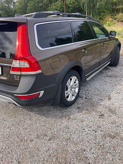 Volvo XC70 11 of 24