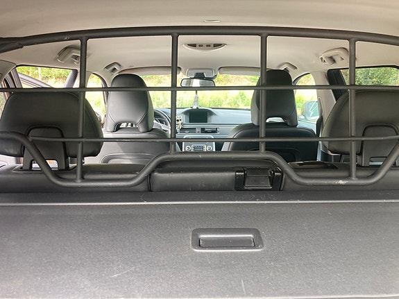 Volvo XC70 17 of 24
