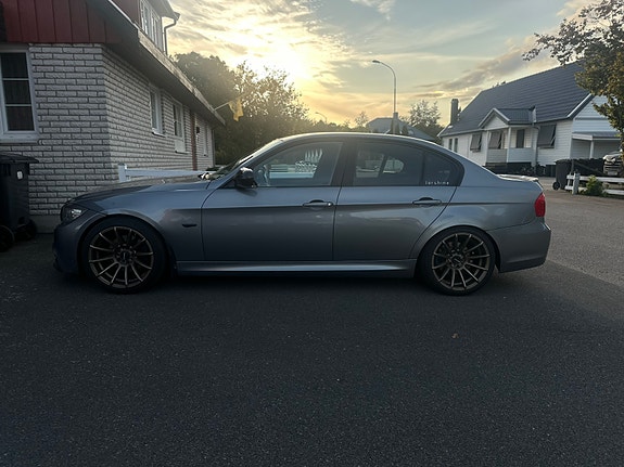 BMW 320d 5 of 11