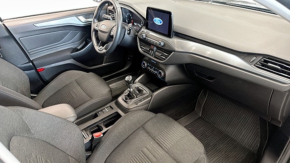 Ford Focus 3 of 9