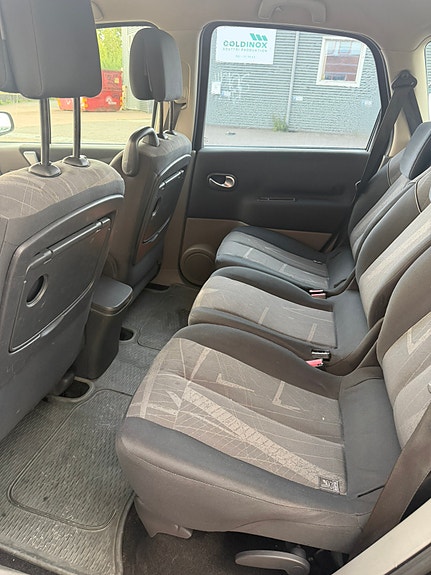 Renault Grand Scenic II 6 of 10