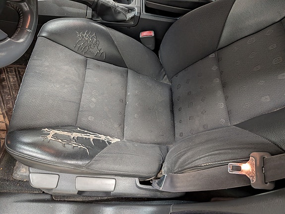 Volvo V70 5 of 6