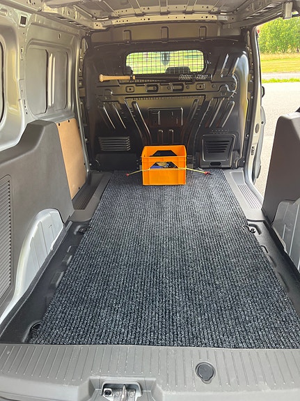 Ford Transit Connect 4 of 4