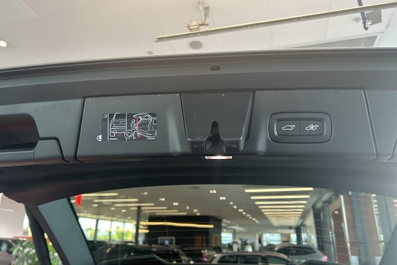Volvo V90 16 of 30