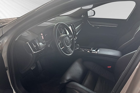 Volvo V90 7 of 30