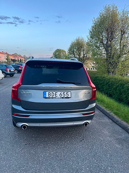Volvo XC90 6 of 16