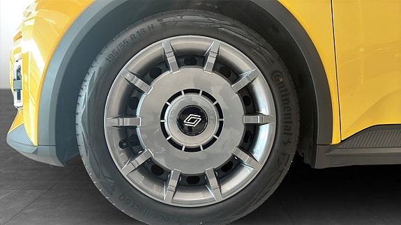 Renault 5 9 of 22