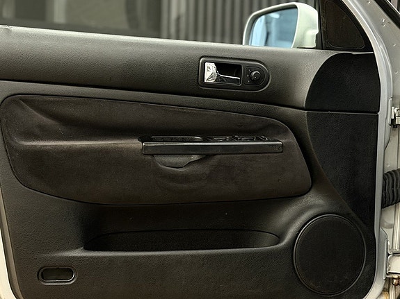 Volkswagen Golf I 14 of 25