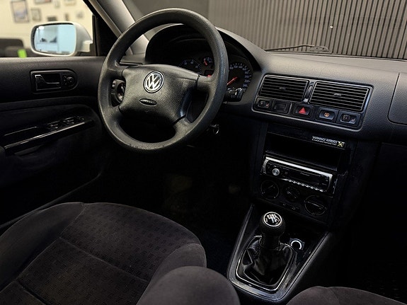 Volkswagen Golf I 21 of 25