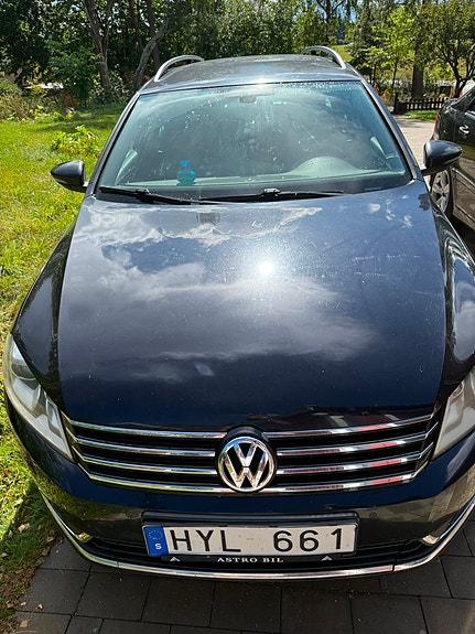 Volkswagen Passat 9 of 16