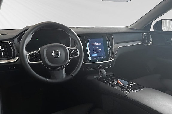 Volvo V60 9 of 30