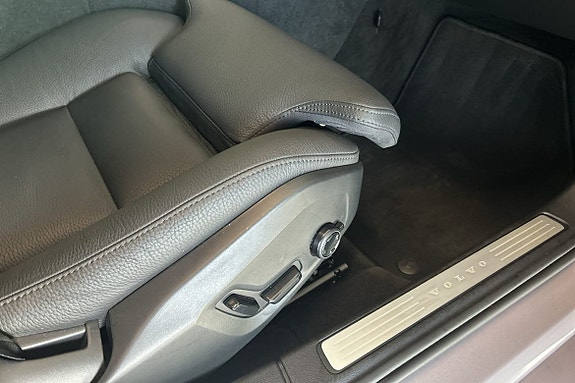 Volvo V60 12 of 30