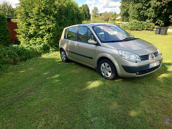 Renault Scenic II 2 of 4