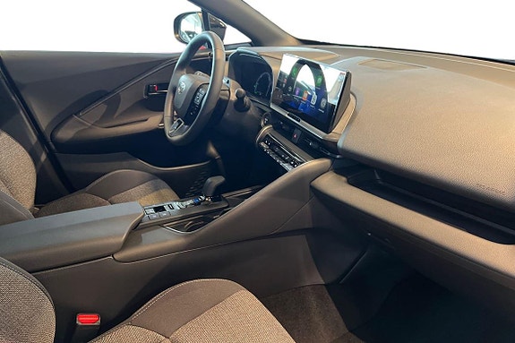 Toyota C-HR 7 of 22