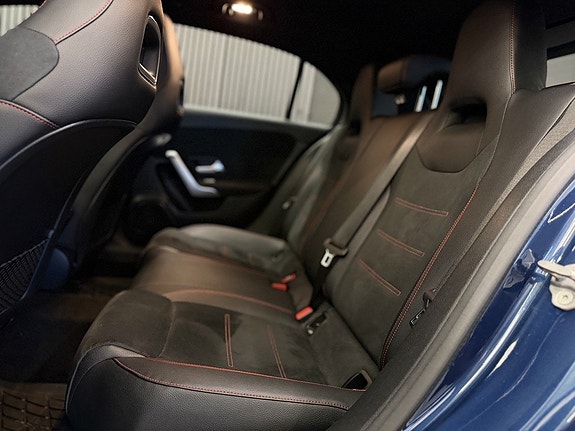 Mercedes-Benz A180 12 of 27