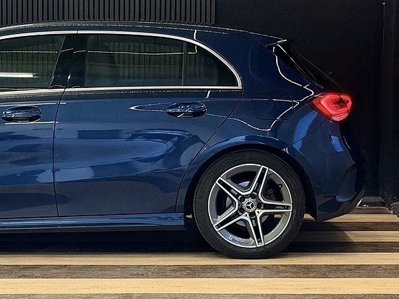 Mercedes-Benz A180 8 of 27