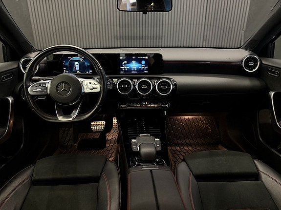 Mercedes-Benz A180 16 of 27