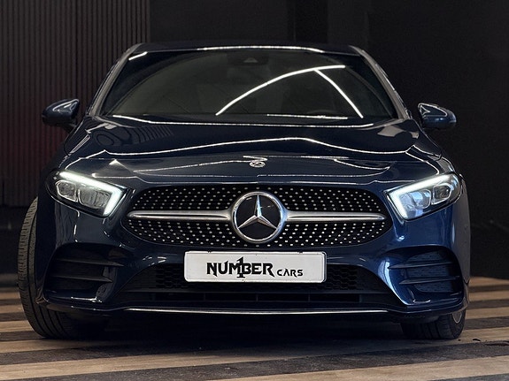 Mercedes-Benz A180 4 of 27
