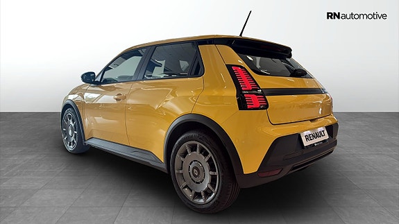 Renault 5 3 of 22